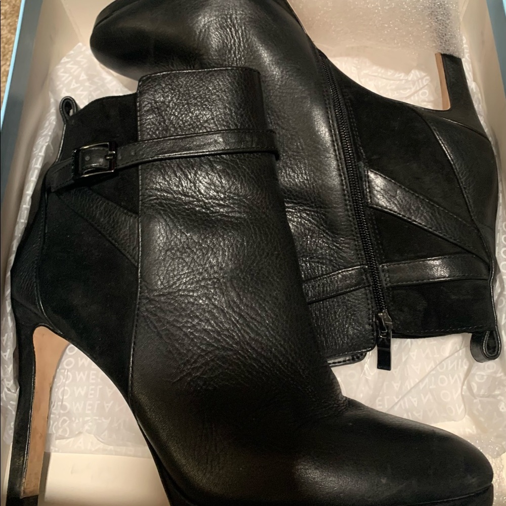 Antonio Melani Bootie